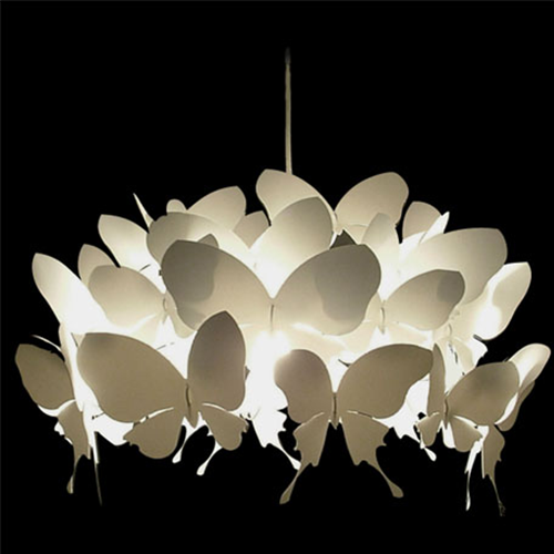 Uporaba PP PolySlim plošč je lahko prepuščena domišljiji. Z njimi tudi lestenec izgleda odlično.