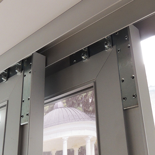 T-Door - zgornje vpetje z drsnimi koleščki