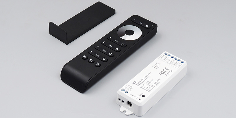 Daljinski upravljalnik in kontroler za trak LED MN-MN-Relax-Work - s stenskim nosilcem