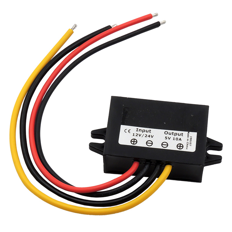 Pretvornik iz 12/24V DC na 5V DC, PVC ohišje